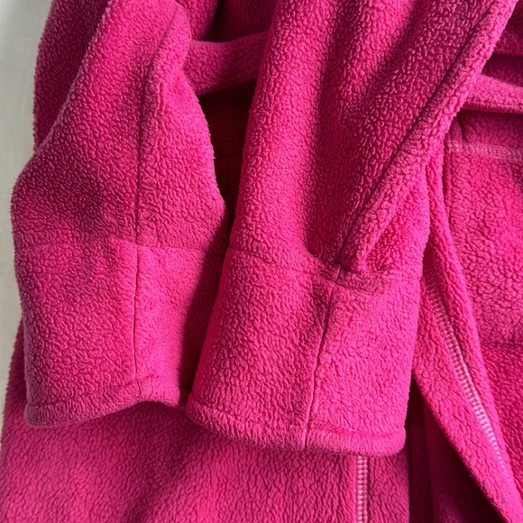 Children’s Place Pink Robe - Picture 7 of 8